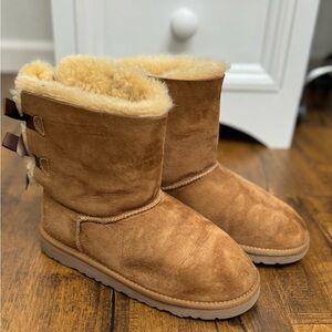 Authentic Bailey Bow Uggs